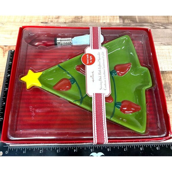 Hallmark Christmas Tree Serving Dish With Lighted Spreader - Picture 5 of 6